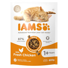 Load image into Gallery viewer, IAMS Chicken Complete Dry Adult Cat Food 800g
