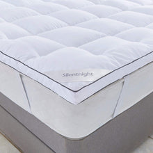 Load image into Gallery viewer, Silentnight Cloud Plus King Mattress Topper
