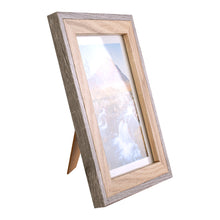 Load image into Gallery viewer, Natural Two Tone Frame 5x7&quot;
