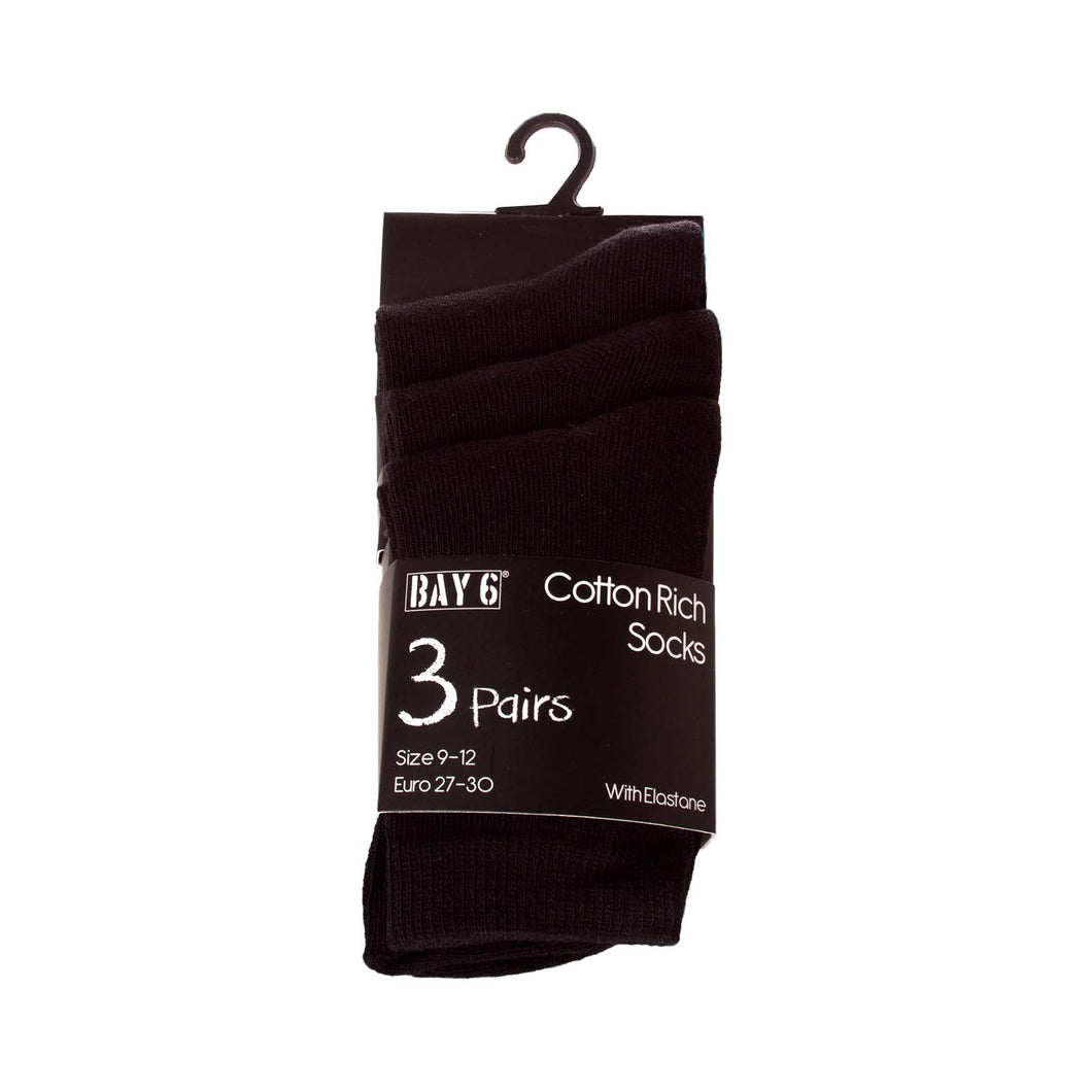 3 pack of children's size 9-12 black socks