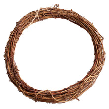 Load image into Gallery viewer, Circular Vine Twig Wreath 10&quot;
