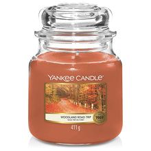 Load image into Gallery viewer, Yankee Woodland Road Trip Medium Jar Candle
