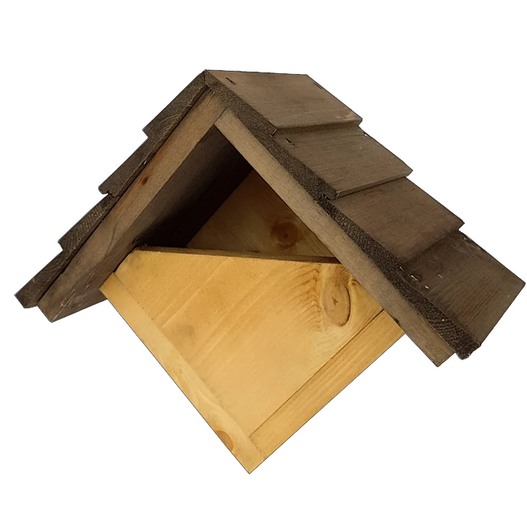 Johnston & Jeff Robin Nest Box With Shingles Roof