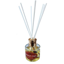 Load image into Gallery viewer, Jormaepourri Christmas in a Bottle&#39; Reed Diffuser
