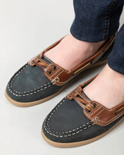 Load image into Gallery viewer, Ladies Cayton Low Front Shoes