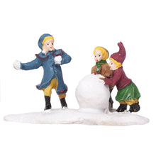 Load image into Gallery viewer, Resin Mini Christmas Characters &amp; Festive Scenes
