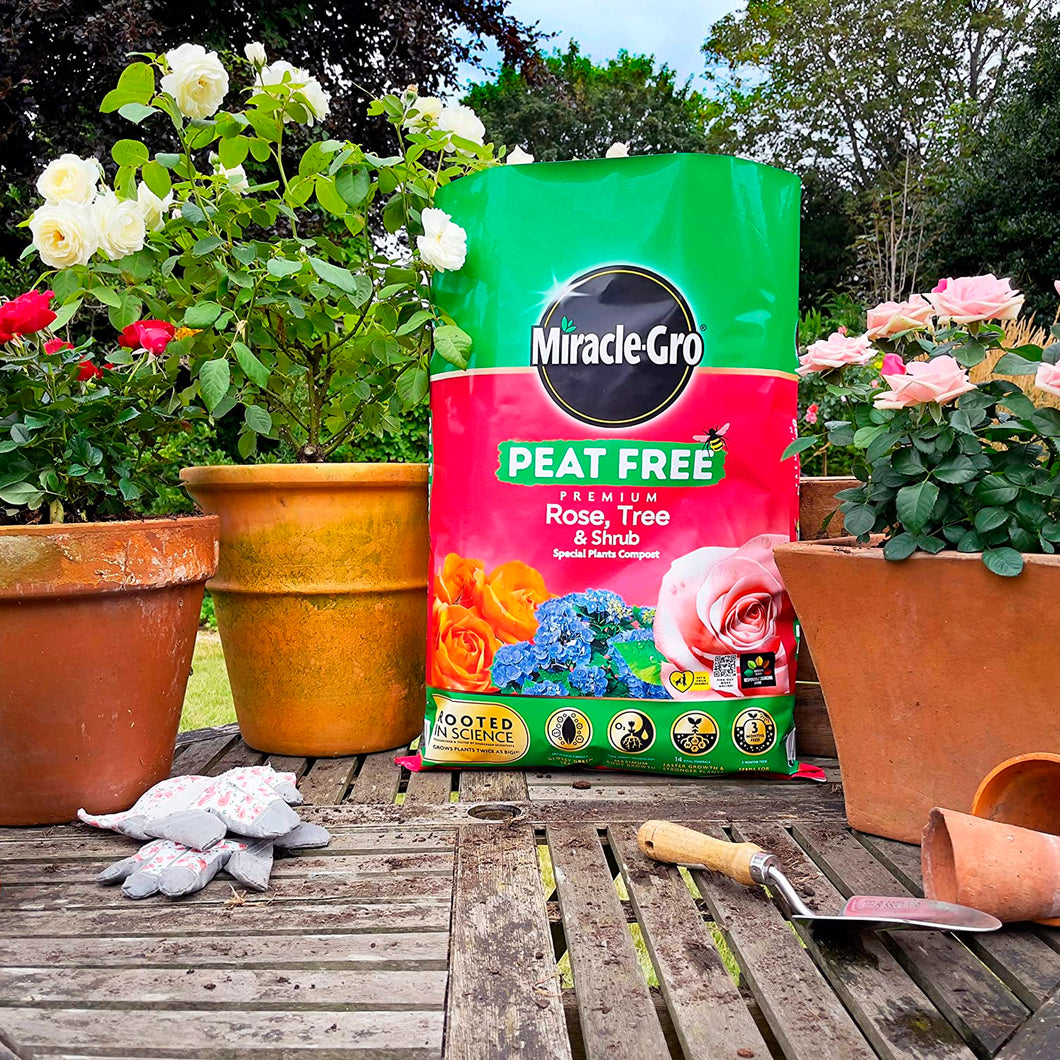 Miracle-Gro Rose, Tree & Shrub Peat Free Compost 40L